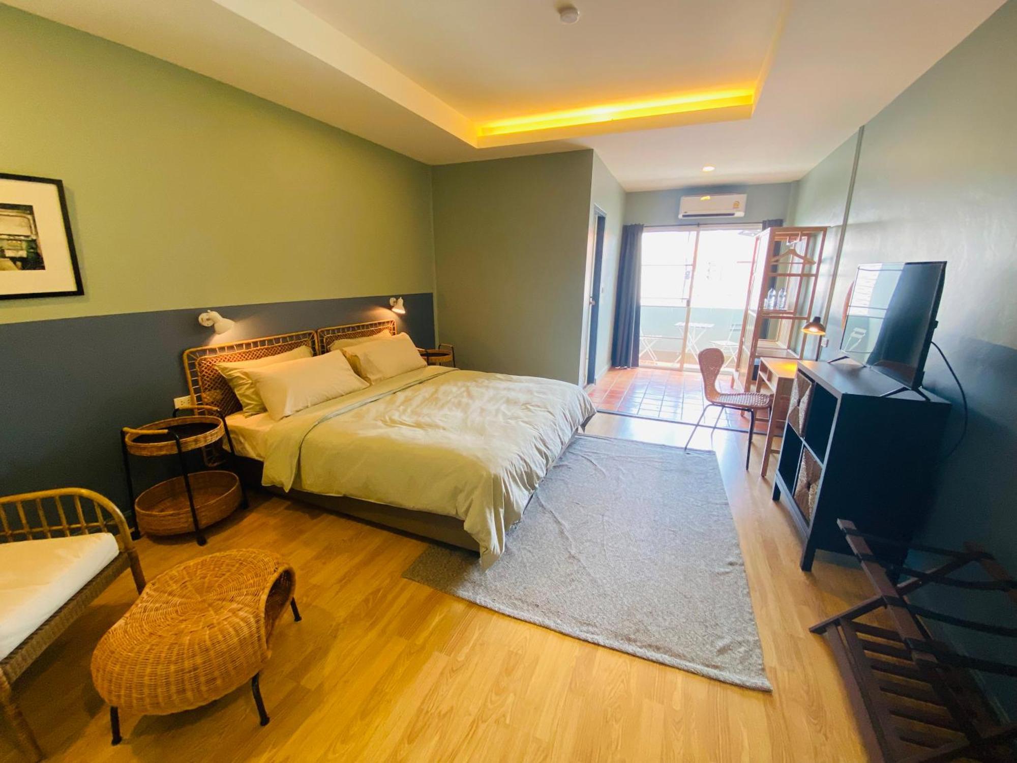 King Room Balcony,1508701963:JPEG
